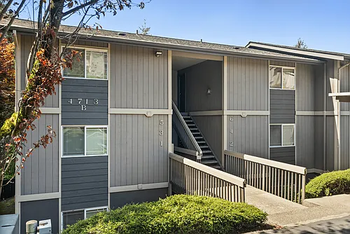 Warner Park Apartments Photo 1