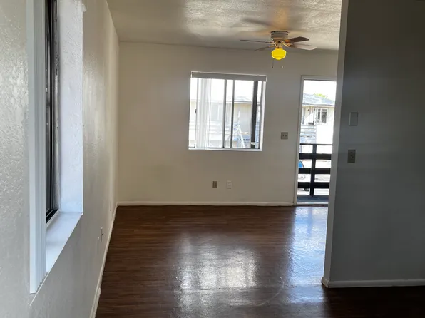 2055 N Winterhaven #201, Mesa, AZ 85213