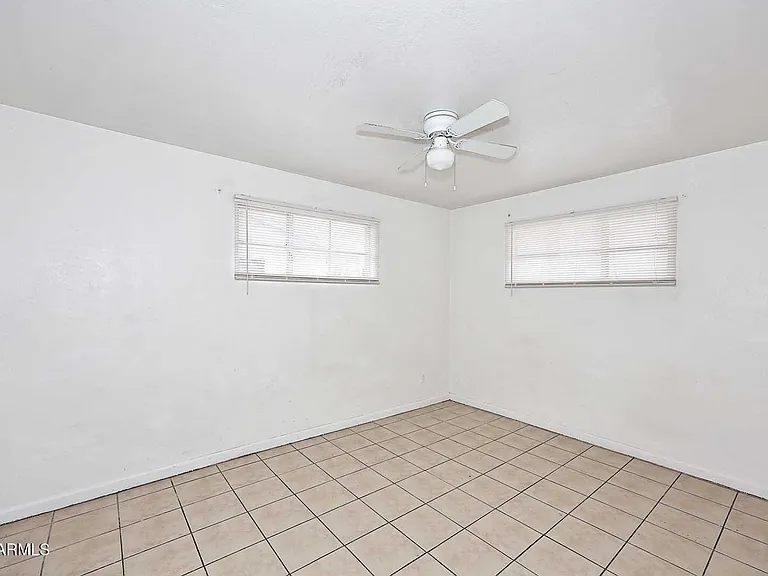 8806 N 30th Ave — Photo 16