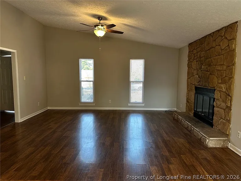 6915 Skyhawk Dr — Photo 3
