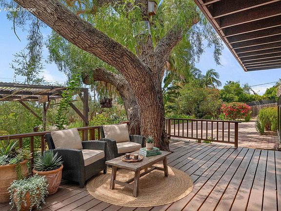4th image of 3855 Foothill Rd
