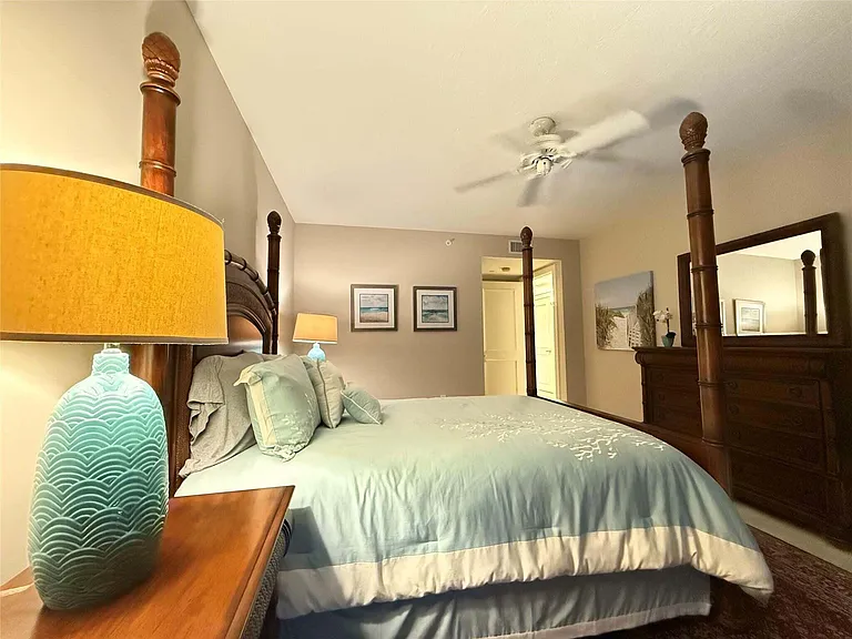800 Ocean Dr #1104 — Photo 24