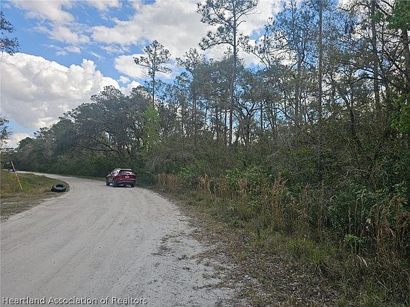 3rd image of 801 Canal Way