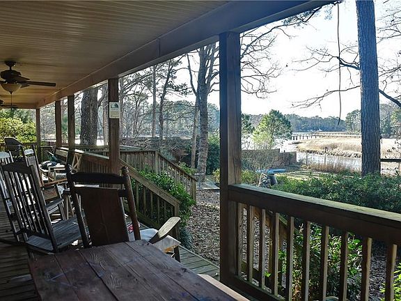 5th image of 3736 N Queensgrove Cir