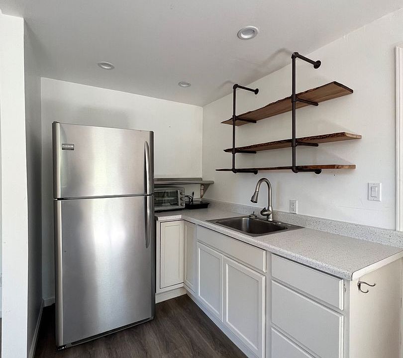 04912 14975 River Rd Guerneville CA Zillow