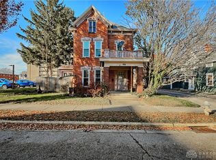 98 W 3rd St, Xenia, OH 45385