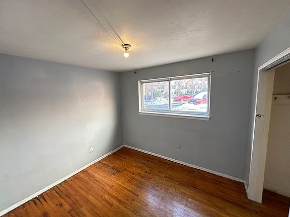 5th image of 3301 Pleasant Ave APT B