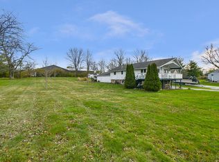 1135 E Choctaw Dr, London, OH 43140