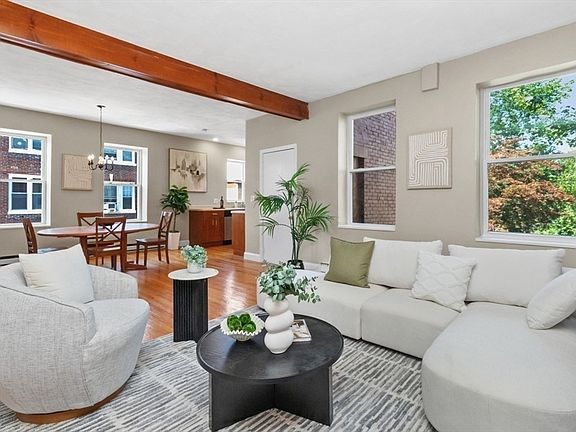4th image of 88 Florida St #2