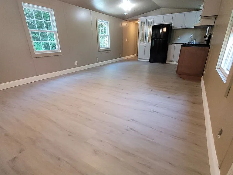 522 Sandmine Rd — Photo 5