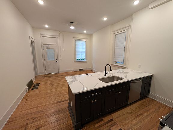 4th image of 521 Garrard St APT 2