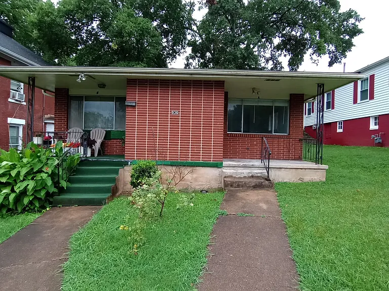 936 Fortwood St #A — Photo 1