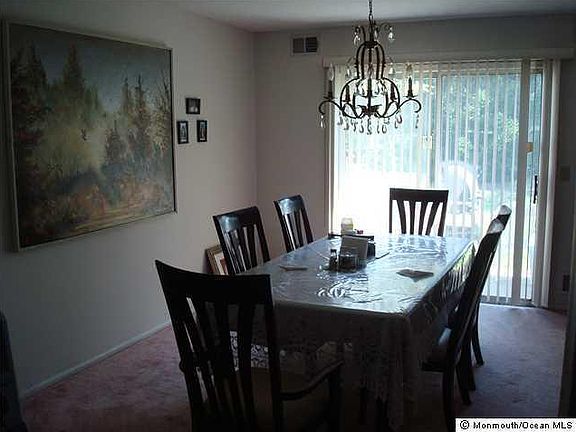 5th image of 9 Madera Ct