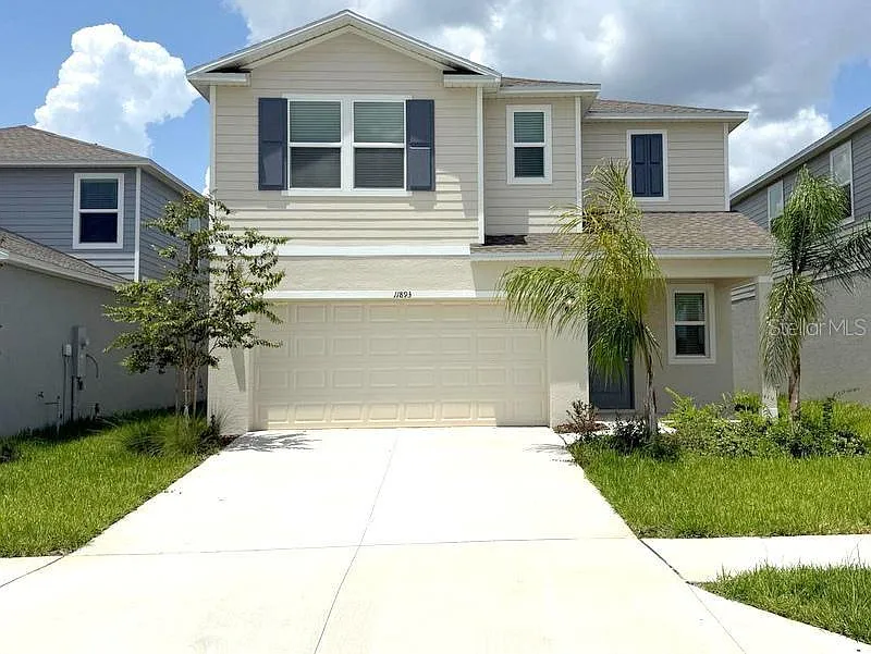 6 bed, 3.0 bath, 2463 sqft, $2,500 — Photo 3