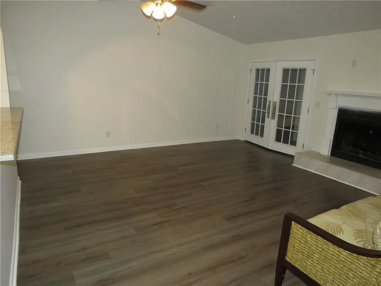 5673 La Fleur Trl — Photo 7