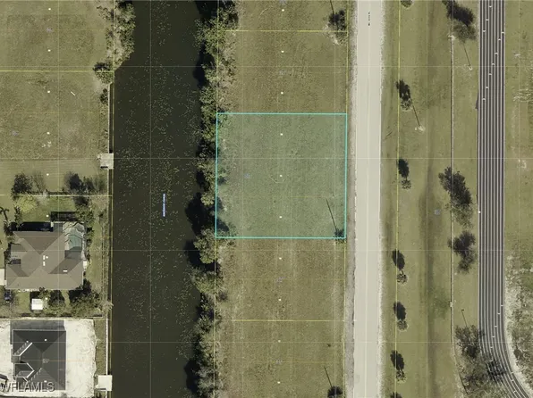 1800 NE 10th Pl, Cape Coral, FL 33909