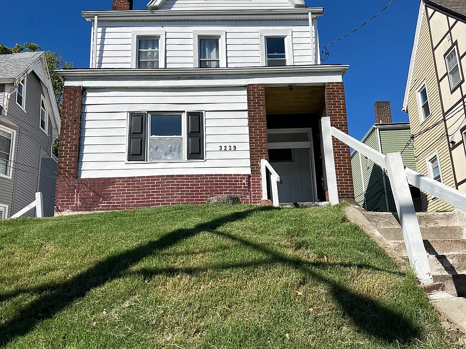 3239 Dawson St