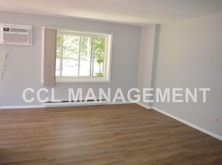 17 S Wickham Ct APT 1, Madison, WI 53711