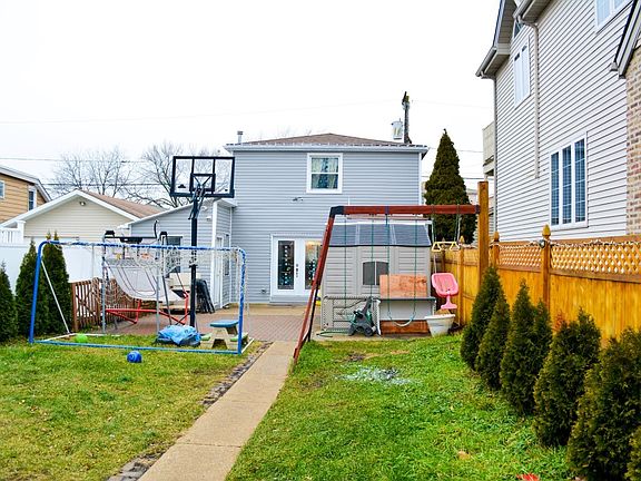 2nd image of 4442 N Newcastle Ave