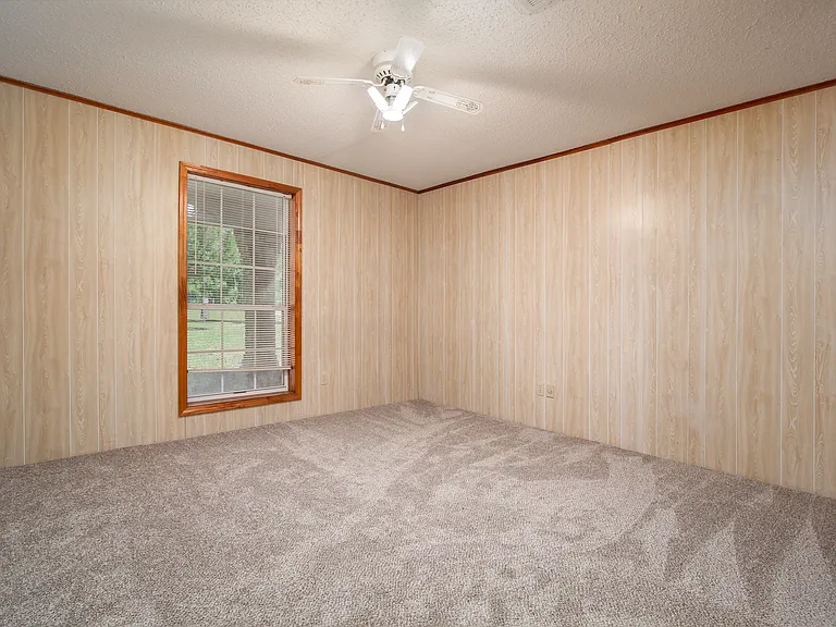 8355 Highway 71 N — Photo 12