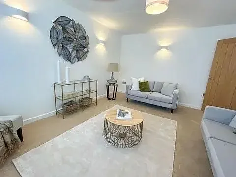 Apartment For Rent — Photo 3