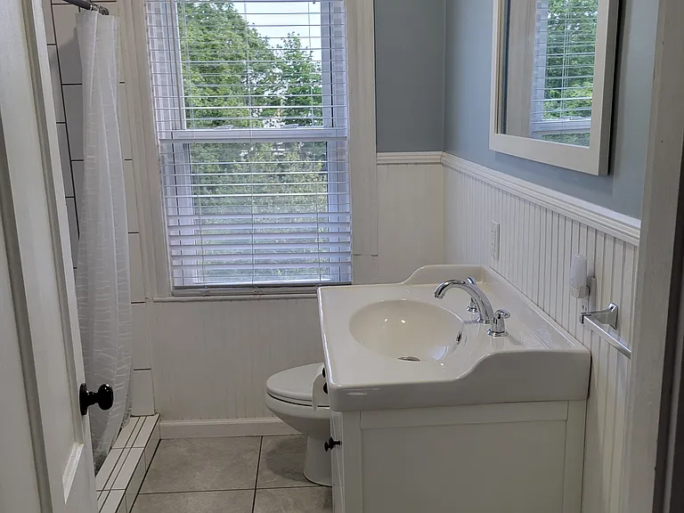 138 Bay View Ave #3 — Photo 10