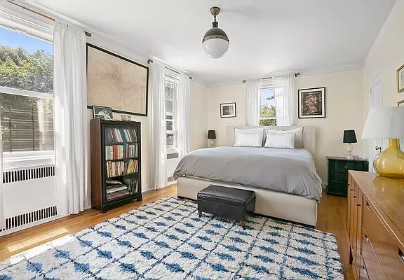 4th image of 44 Prospect Park W APT C9