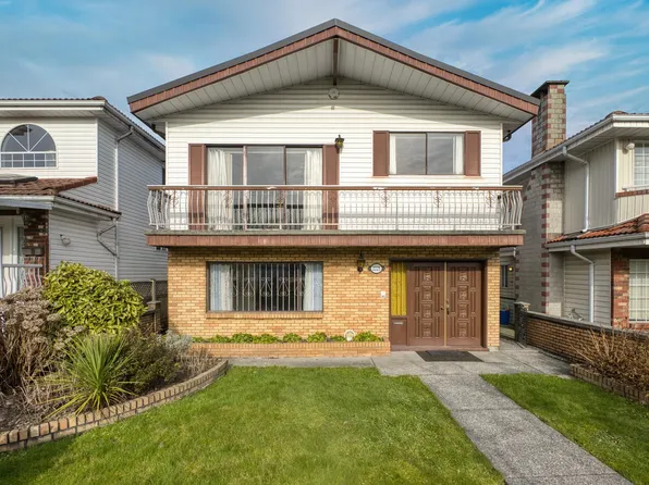 2225 E 35th Ave, Vancouver, BC V5P 1C1