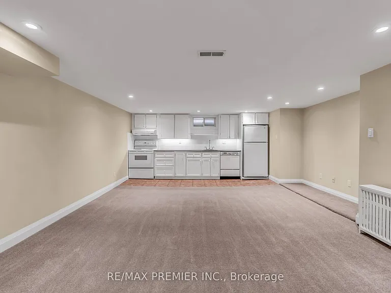 5 Killarney Rd #LOWER LEVEL — Photo 3