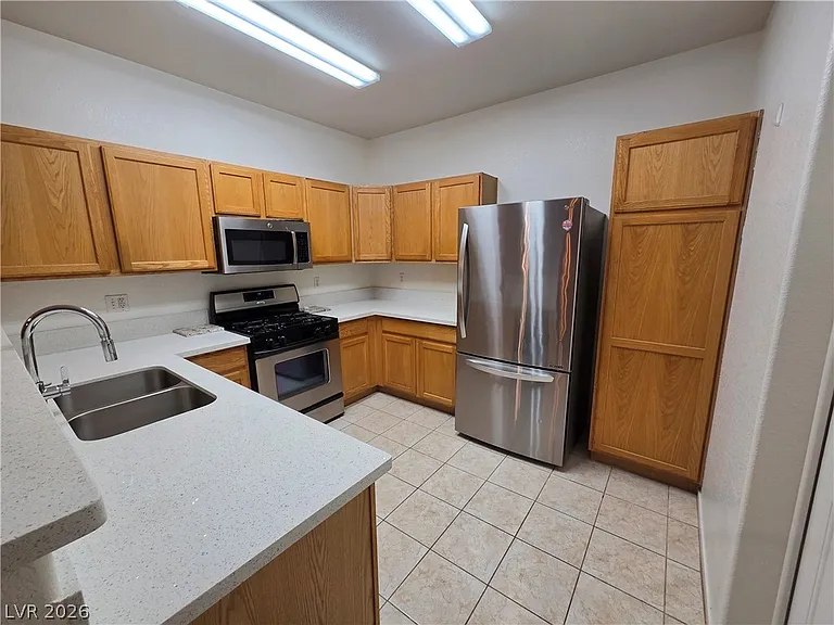2053 Quarry Ridge St #103 — Photo 8