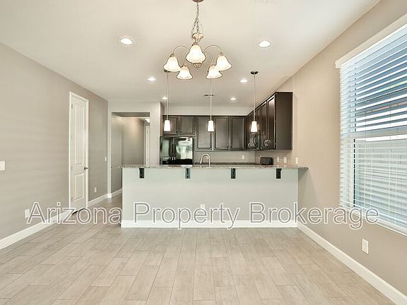5th image of 10446 W Pomo St