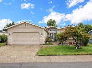 119 Tyson Dr, Cottage Grove, OR 97424