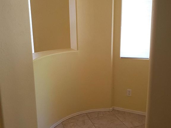 3rd image of 3021 W Via De Pedro Miguel