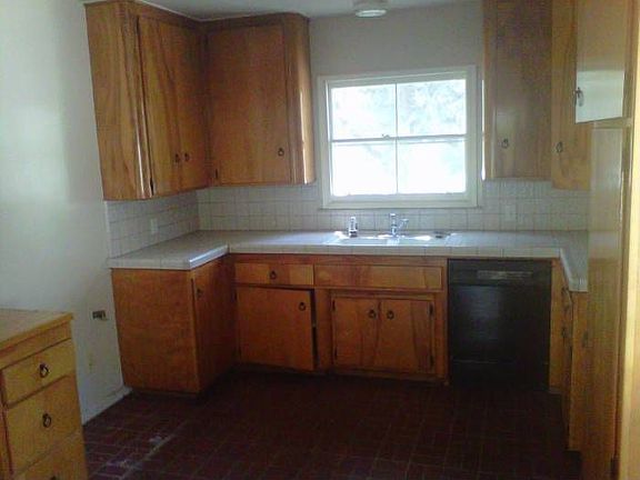 4th image of 16726 Ardita Dr