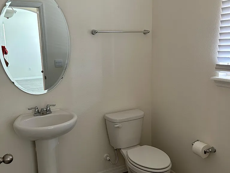 16453 Point Rock Dr — Photo 6