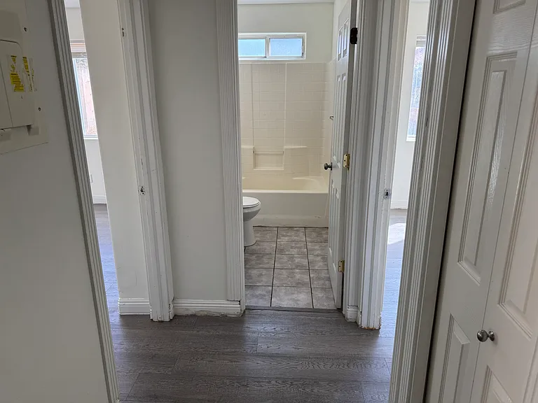 177 W 625 N — Photo 18