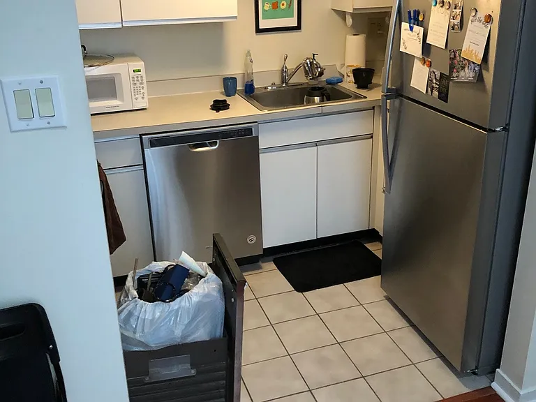1804 Green St #303 — Photo 3