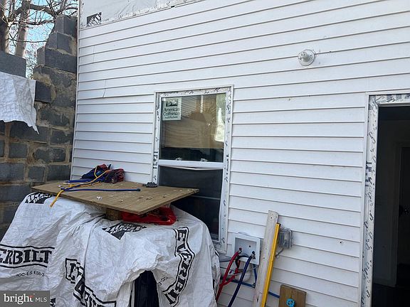 4th image of 2536 N Warnock St