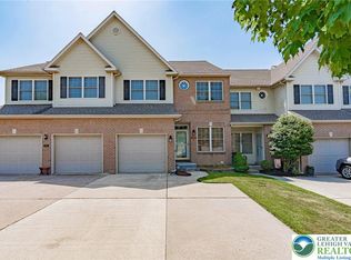 6608 Mine Dr, Macungie, PA 18062