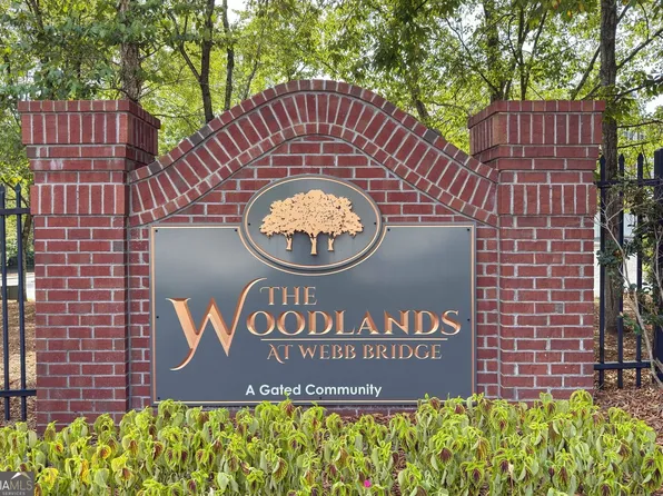 5111 Woodland Ln, Alpharetta, GA 30009
