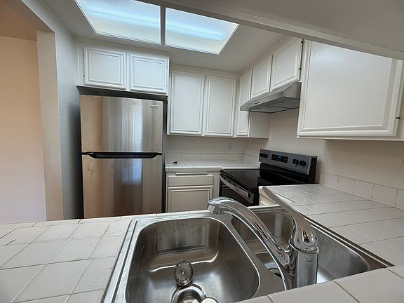 4th image of 3078 Broadway Unit 217