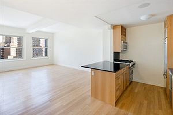 Rented by Douglas Elliman | $3,400