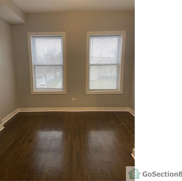 2nd image of 216 N Homan Ave #2