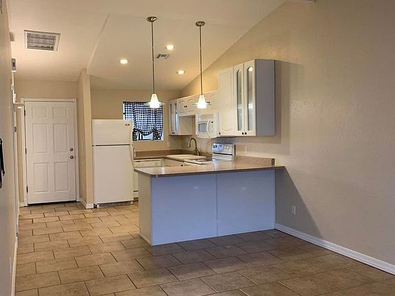 3rd image of 1500 N Sun View Pkwy Unit 20