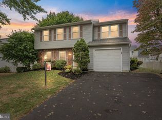 5147 Judson Dr, Bensalem, PA 19020