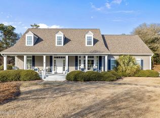 202 Laughing Gull Ct, Emerald Isle, NC 28594