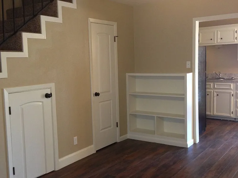 1904 Melrose Ave #1 — Photo 2