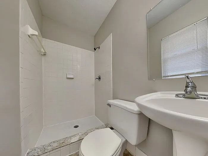 1846 Grove Park Dr — Photo 14