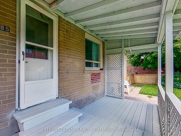 85 Churchill Ave — Photo 37