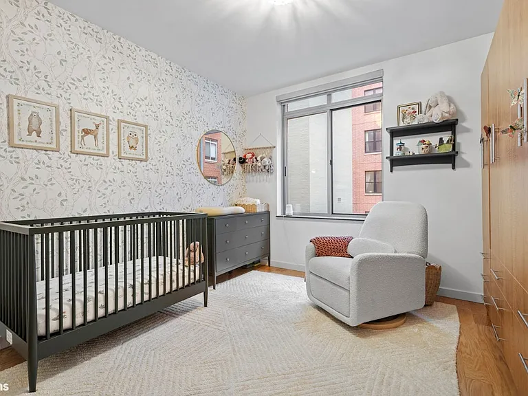 25 McWilliams Pl #307 — Photo 15
